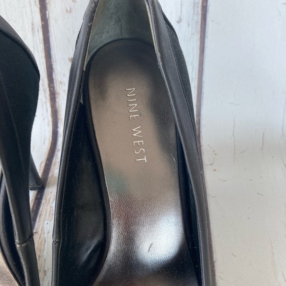 Nine West Black Pumps Size 6M - Picture 3 of 10